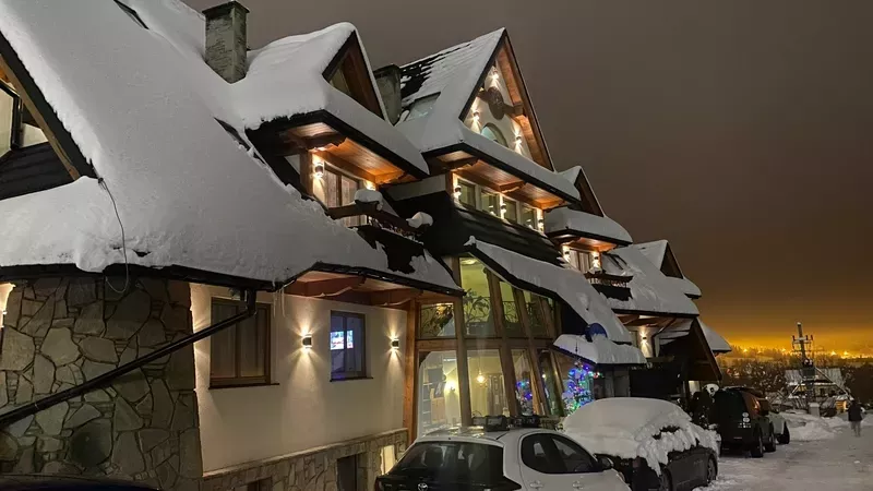 Krajobraz Tatr widziany z okolicy